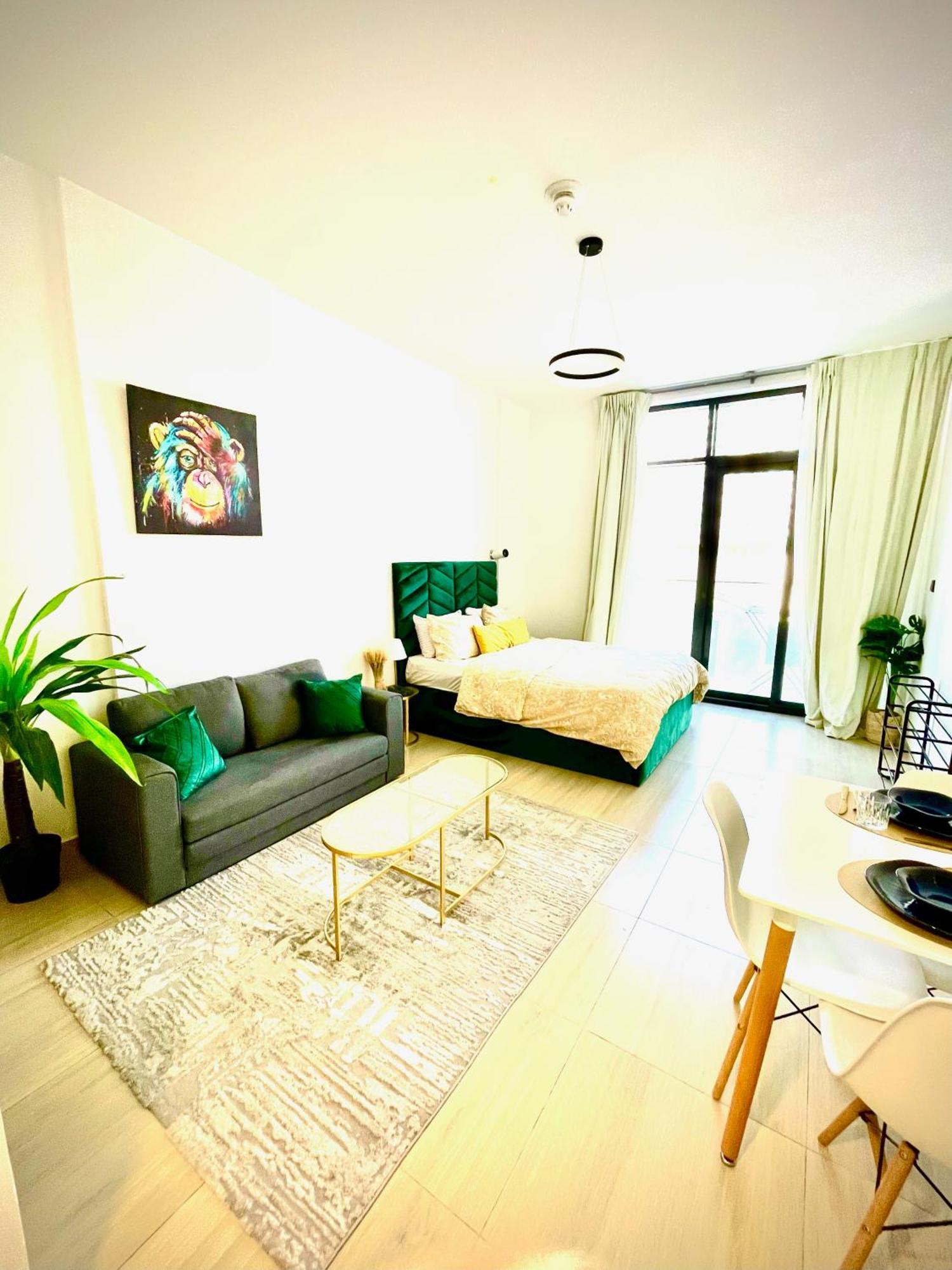 Great In Jvc With Pool * Dubai